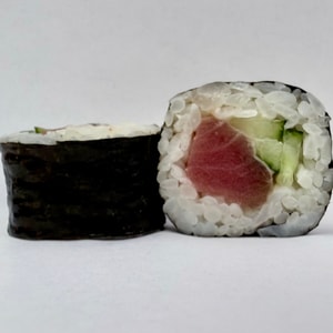 Фото товара 'Ролл с тунцом'