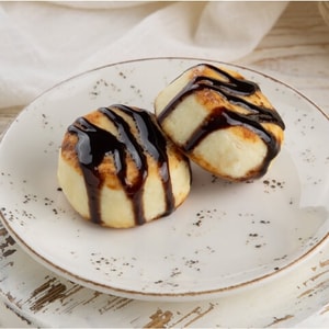 Фото товара 'Сырники (2 шт) с шоколадом'