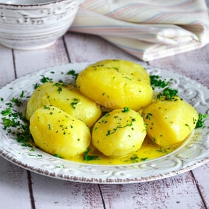 Фото товара 'Отварной картофель бэби'