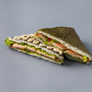 Фото товара 'Суши сэндвич с курицей'