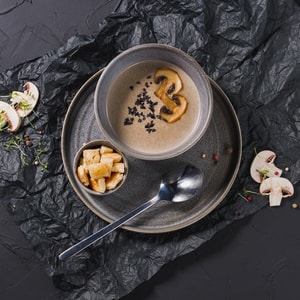 Фото товара 'Грибной крем суп с гренками'