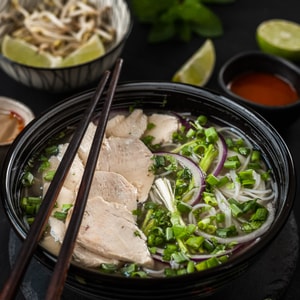 Фото товара 'Бун га (суп лапша бун с курицей)'