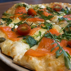 Фото товара 'ПИЦЦА «ЛОСОСЬ РУККОЛА»'