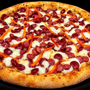 Фото товара 'БОЛЬШАЯ ПИЦЦА С ОХОТНИЧЬИМИ КОЛБАСКАМИ'