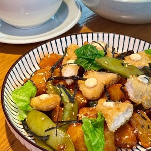 Фото товара 'Хрустящий цыплёнок в сеульском соусе с картофелем'