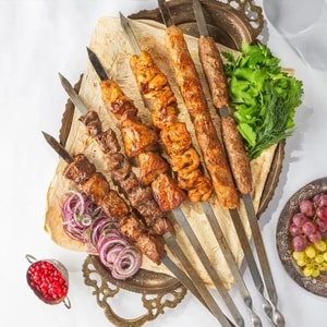 Фото товара 'Шашлык из куриного бедра'