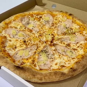 Фото товара 'БОЛЬШАЯ ПИЦЦА ГАВАЙСКАЯ'