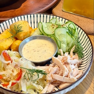 Фото товара 'Салал с копчёной курочкой'