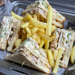 Фото товара 'Клаб сэндвич с курицей'