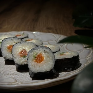 Фото товара 'ГЕЙША С ЛОСОСЕМ'