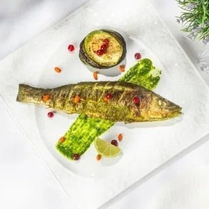 Фото товара 'Сибас с соусом песто и овощами гриль'