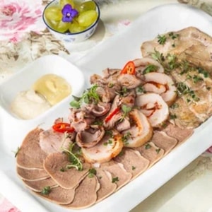 Фото товара 'Домашняя мясная тарелка'