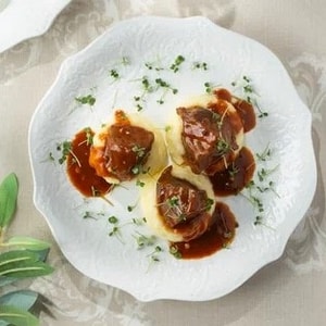 Фото товара 'Щечки говяжьи с пюре'