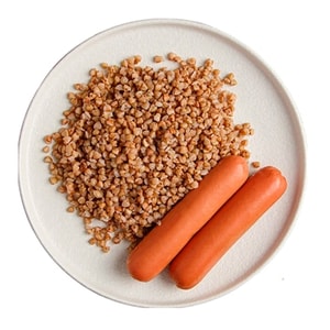 Фото товара 'гречка с сосисками и соусом'