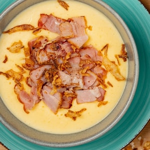 Фото товара 'Сырный крем-суп с беконом'