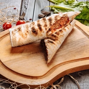 Фото товара 'Бртуч со свининой и фри'