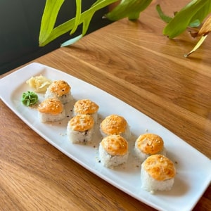 Фото товара 'Запечённый ролл Цезарь'