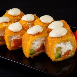 Фото товара 'ЛОСОСЬ В ХРУСТЯЩЕЙ ТОРТИЛЬИ'