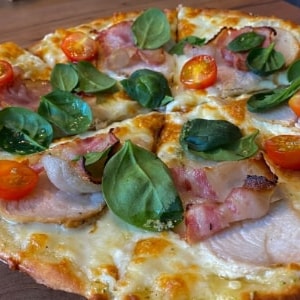 Фото товара 'ПИЦЦА «КУРИЦА БЕКОН»'