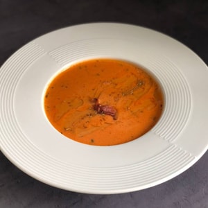 Фото товара 'Томатно-сливочный суп'