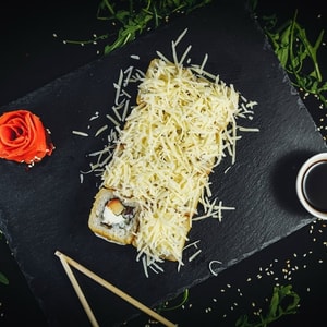 Фото товара 'Лайт Цезарь жареный с курицей'