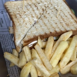 Фото товара 'Сэндвич с ветчиной'