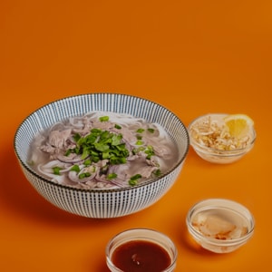 Фото товара 'Фо бо (суп лапша фо с говядиной)'