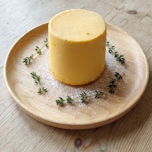 Фото товара 'Пирожное манго-маракуйя'